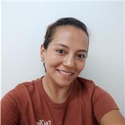 Maestra de apoyo escolar especializado para niños de primaria